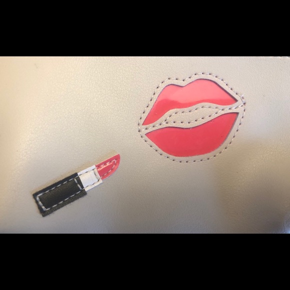 Bloomingdales Lipstick Makeup Purse Bag Gray NEW! - Picture 4 of 4